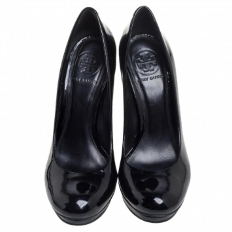Women's Tory Burch Black Patent Leather Embellished Heel Round Toe Pumps Size 36 For Sale