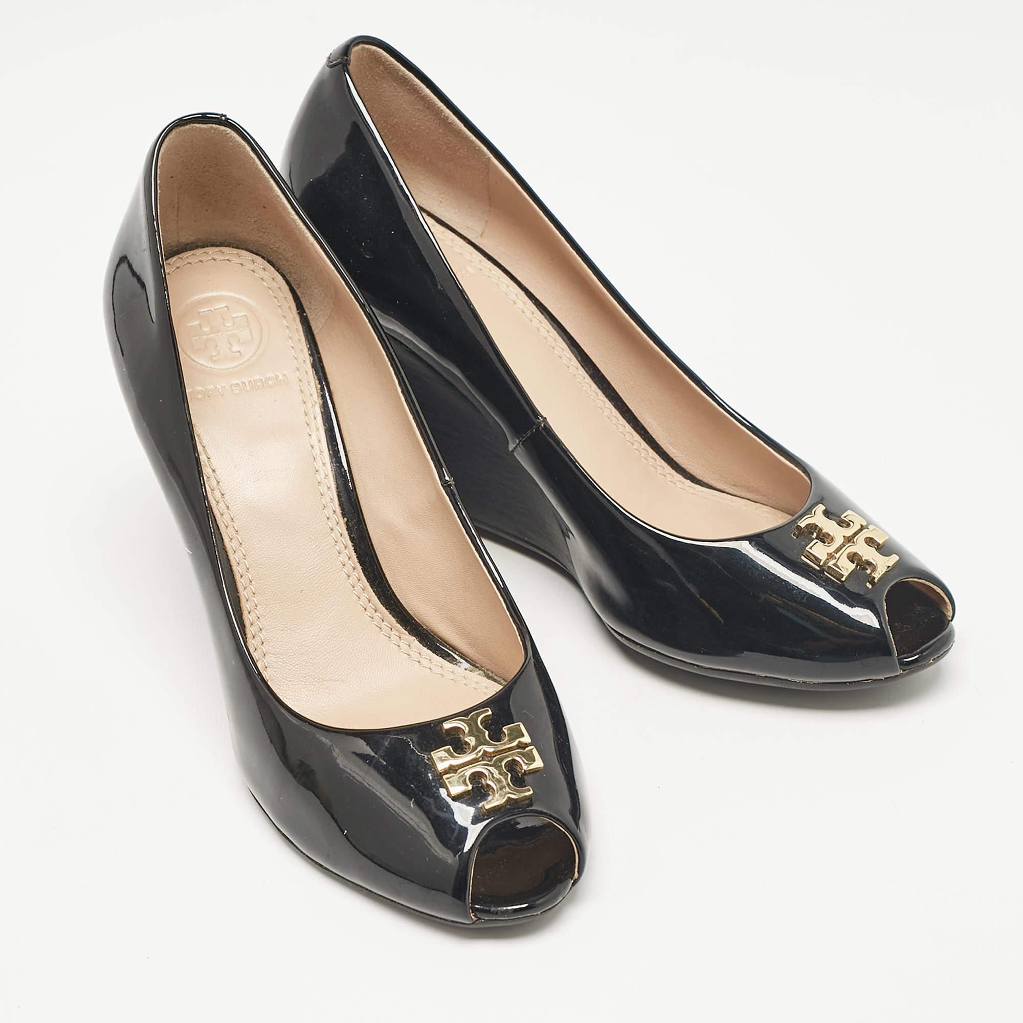 Women's Tory Burch Black Patent Leather Jade Wedge Pumps Size 36.5 For Sale