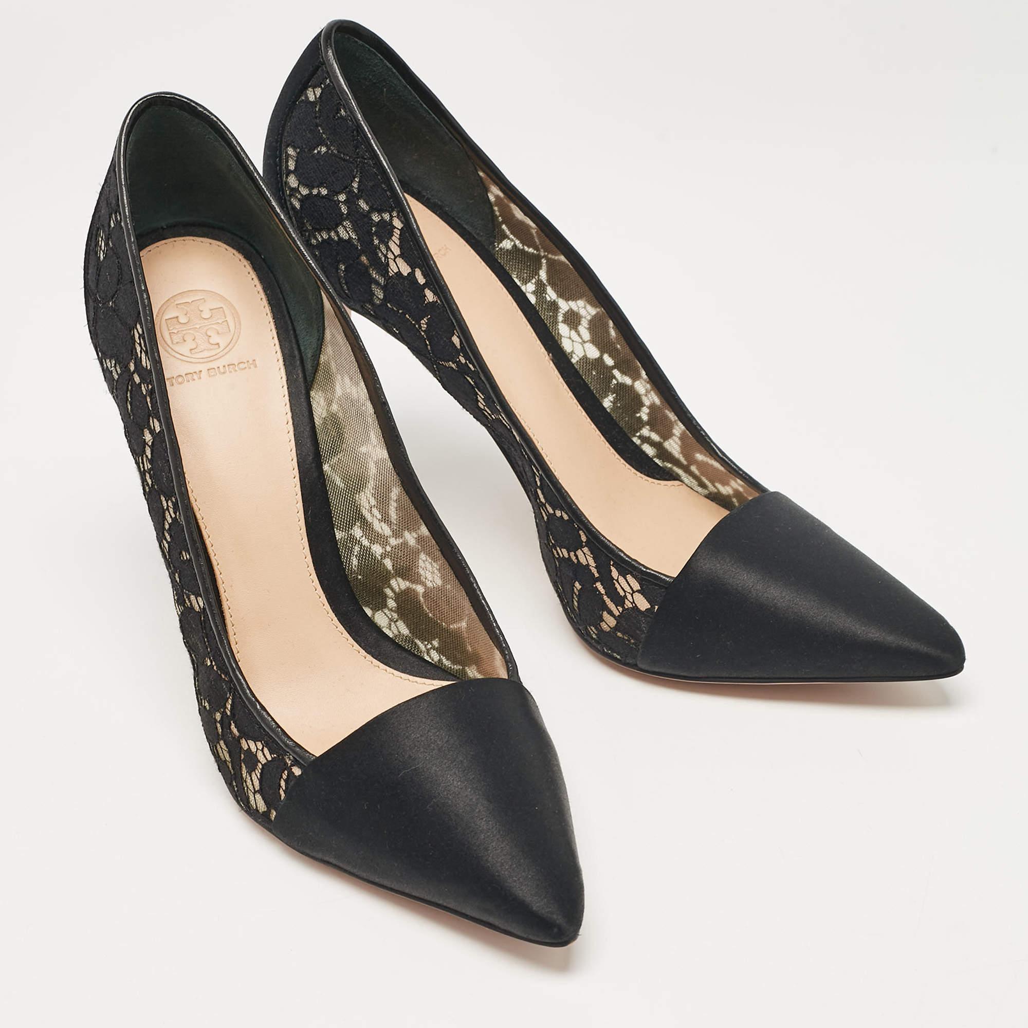 Tory Burch escarpins à bout pointu en satin et maille noire, taille 41 Excellent état - En vente à Dubai, Al Qouz 2