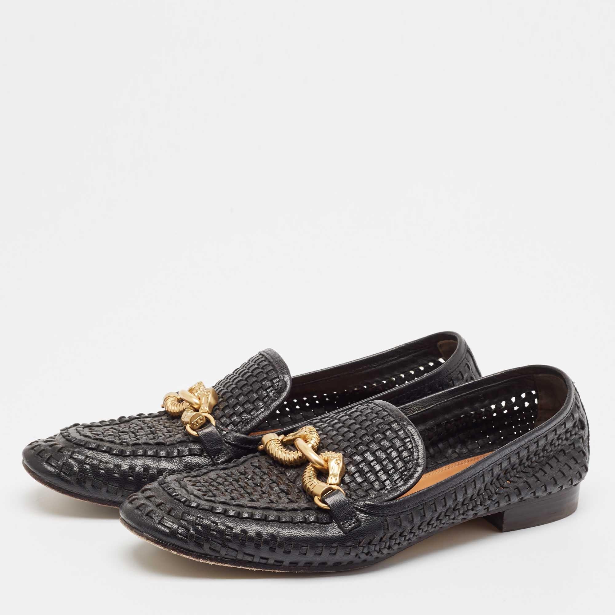 To perfectly complement your attires we bring you this pair of loafers that speak nothing but style. The shoes have been crafted with skill and are designed to be easy to slip on. They are just the right choice to complement your fashionable side.