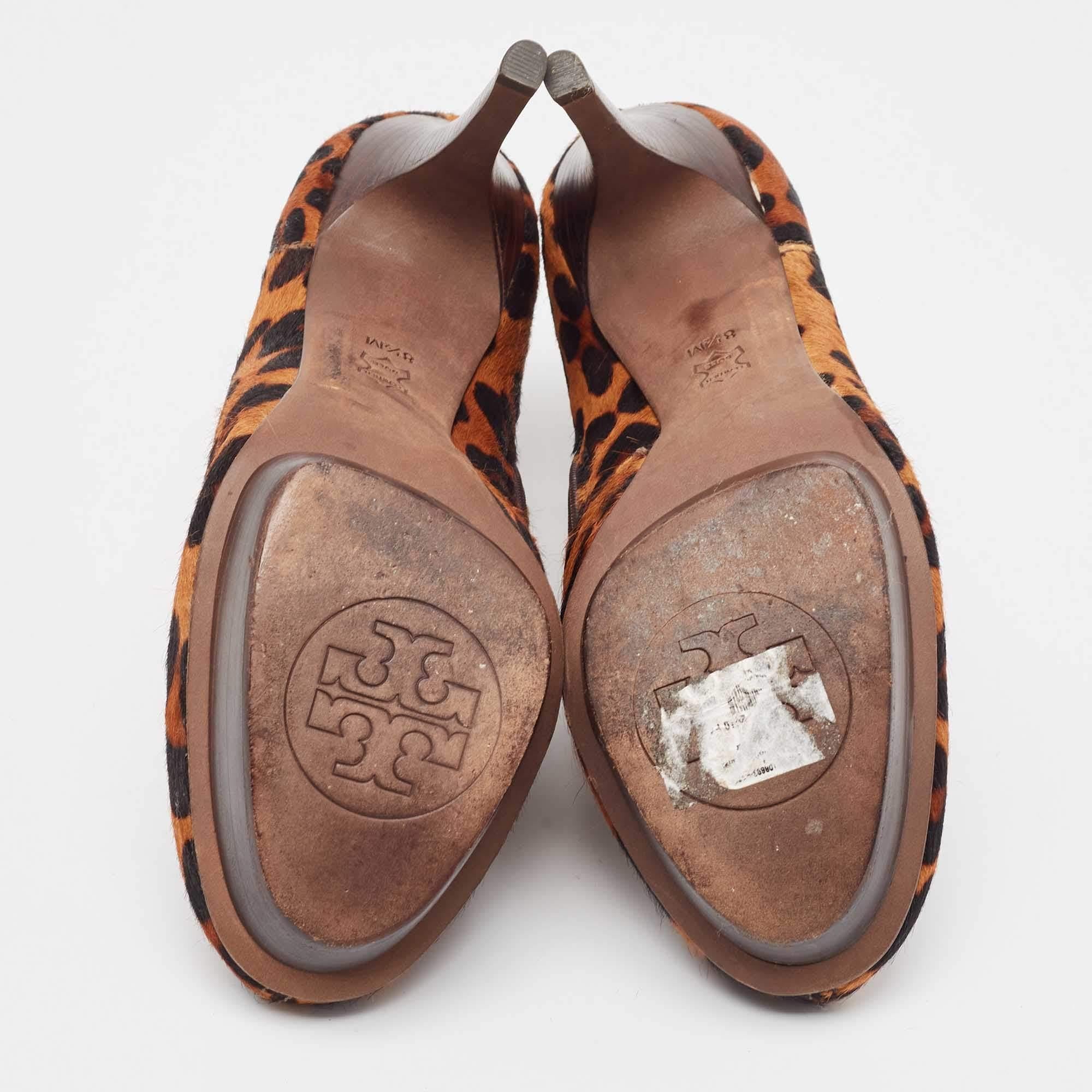 Tory Burch Brown/Beige Calf Hair Booties Size 39 For Sale 2