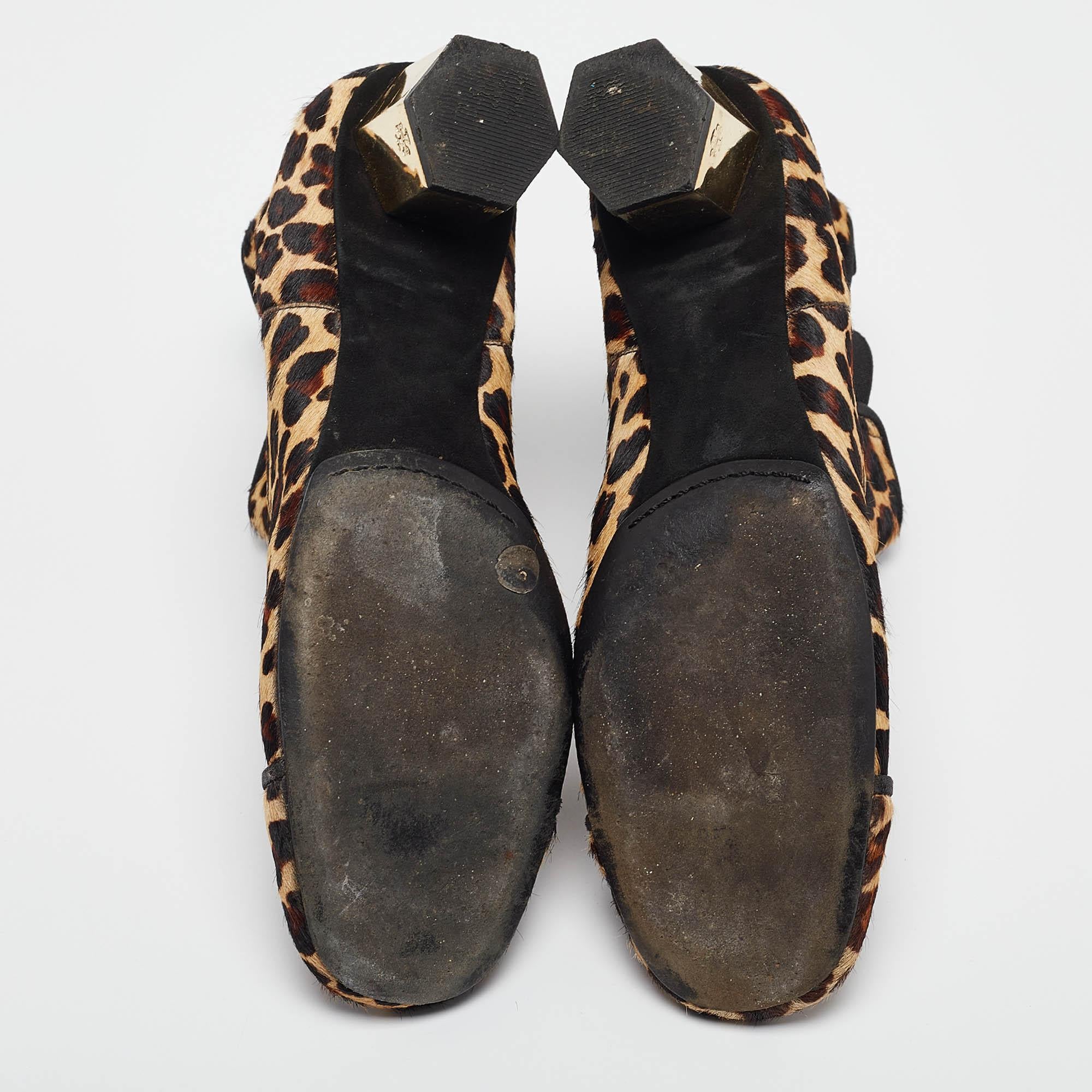 Tory Burch Brown/Beige Leopard Print Calf Hair Ankle Boots Size 38.5 For Sale 1
