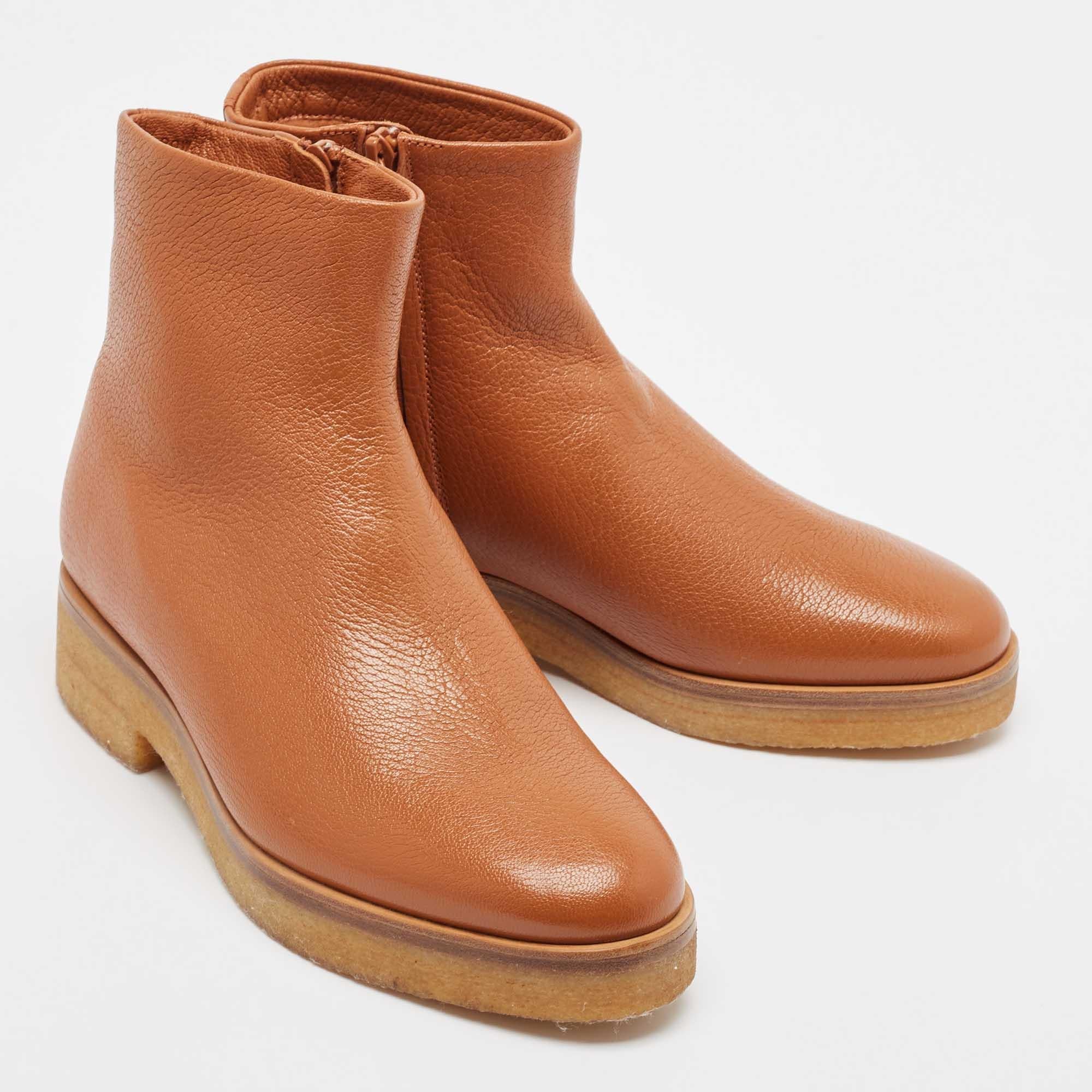 Women's Tory Burch Brown Leather Ankle Length Boots Size 37 For Sale