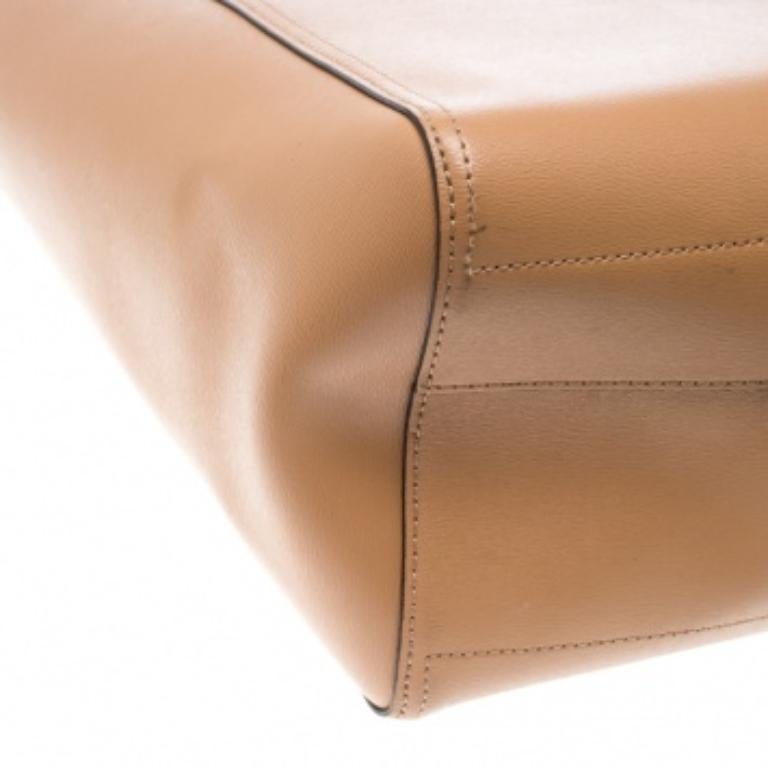 Tory Burch Große Parker-Tasche aus braunem Leder im Angebot 1
