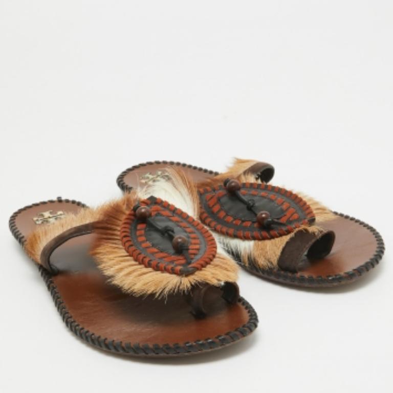 Tory Burch Braun/Weiß Leder und Pelz Phoenix Slides Größe 39.5 im Angebot 1