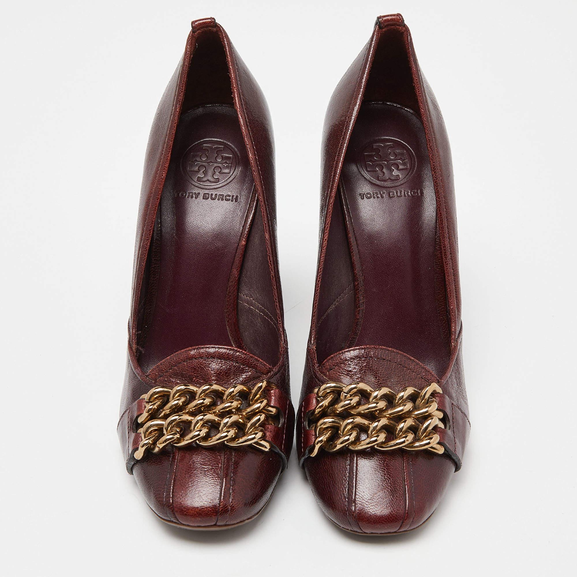 Black Tory Burch Burgundy Leather Chain Detail Block Heel Pumps Size 39.5 For Sale