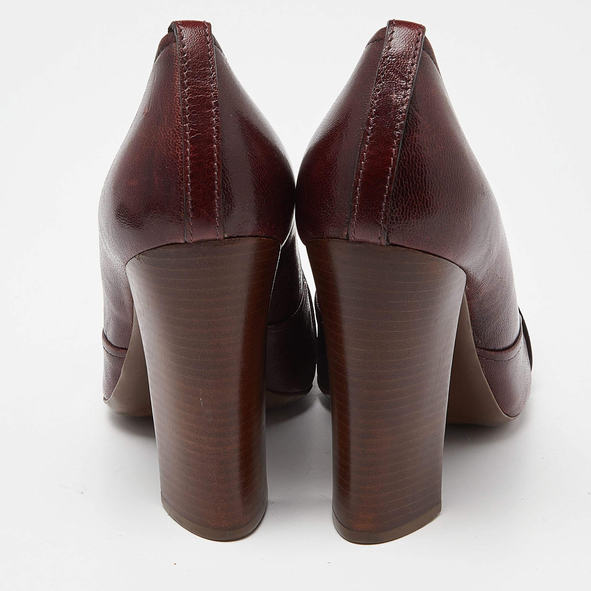 Women's Tory Burch Burgundy Leather Chain Detail Block Heel Pumps Size 39.5 For Sale