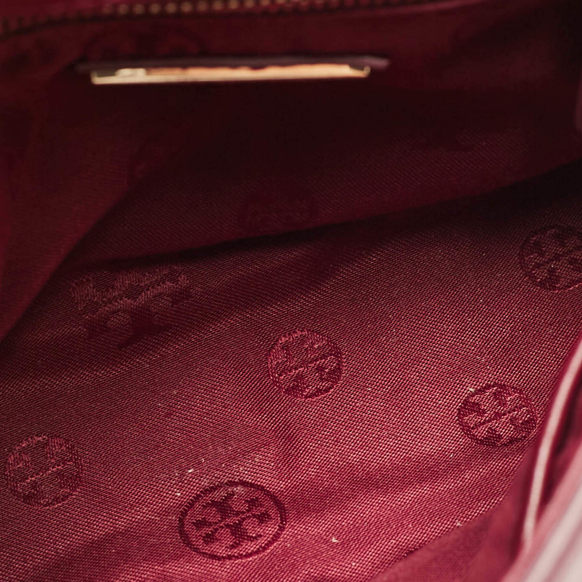 Tory Burch Burgundy Leather Fleming Shoulder Bag For Sale 3