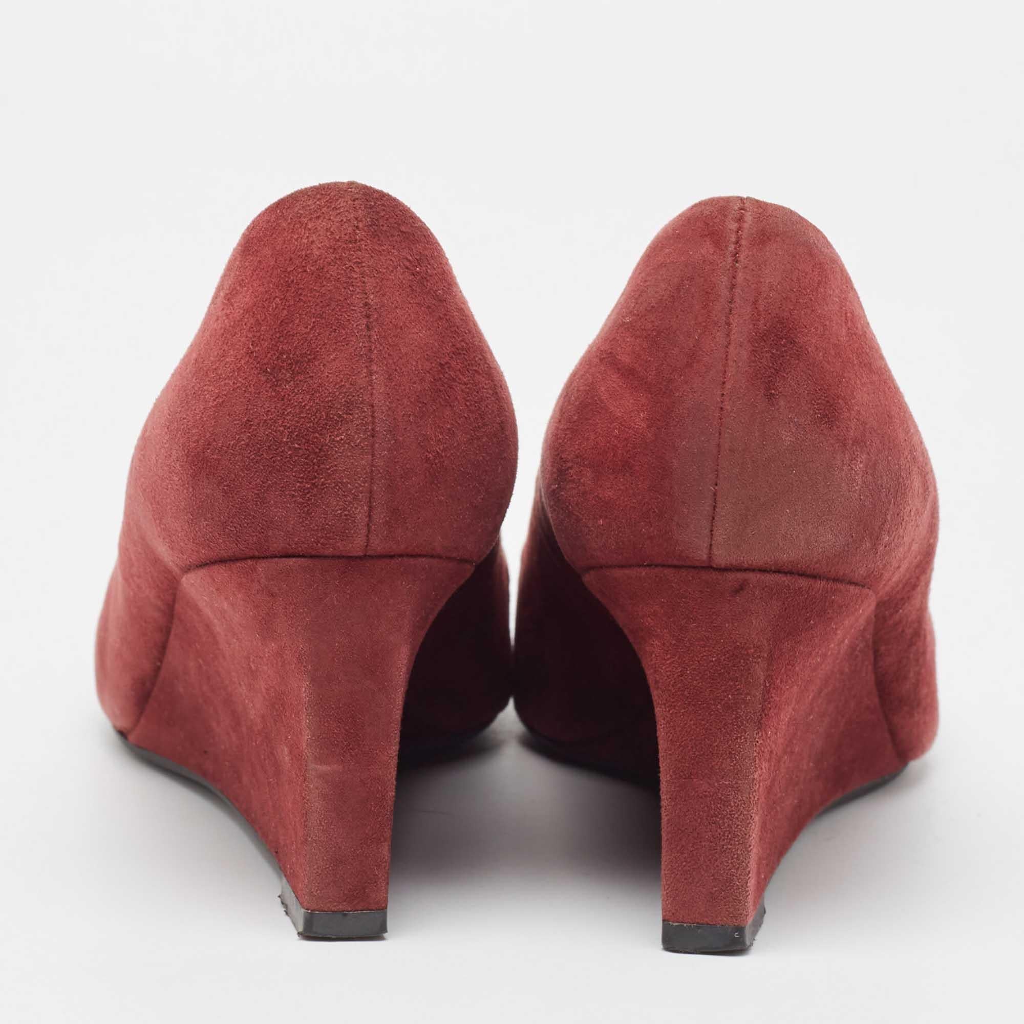 Women's Tory Burch Burgundy Suede Luna Wedge Pumps Size 37 For Sale