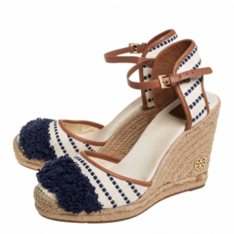Tory Burch Canvas And Leather Trim Wedge Espadrille Ankle Strap Sandals Size 40 For Sale 2