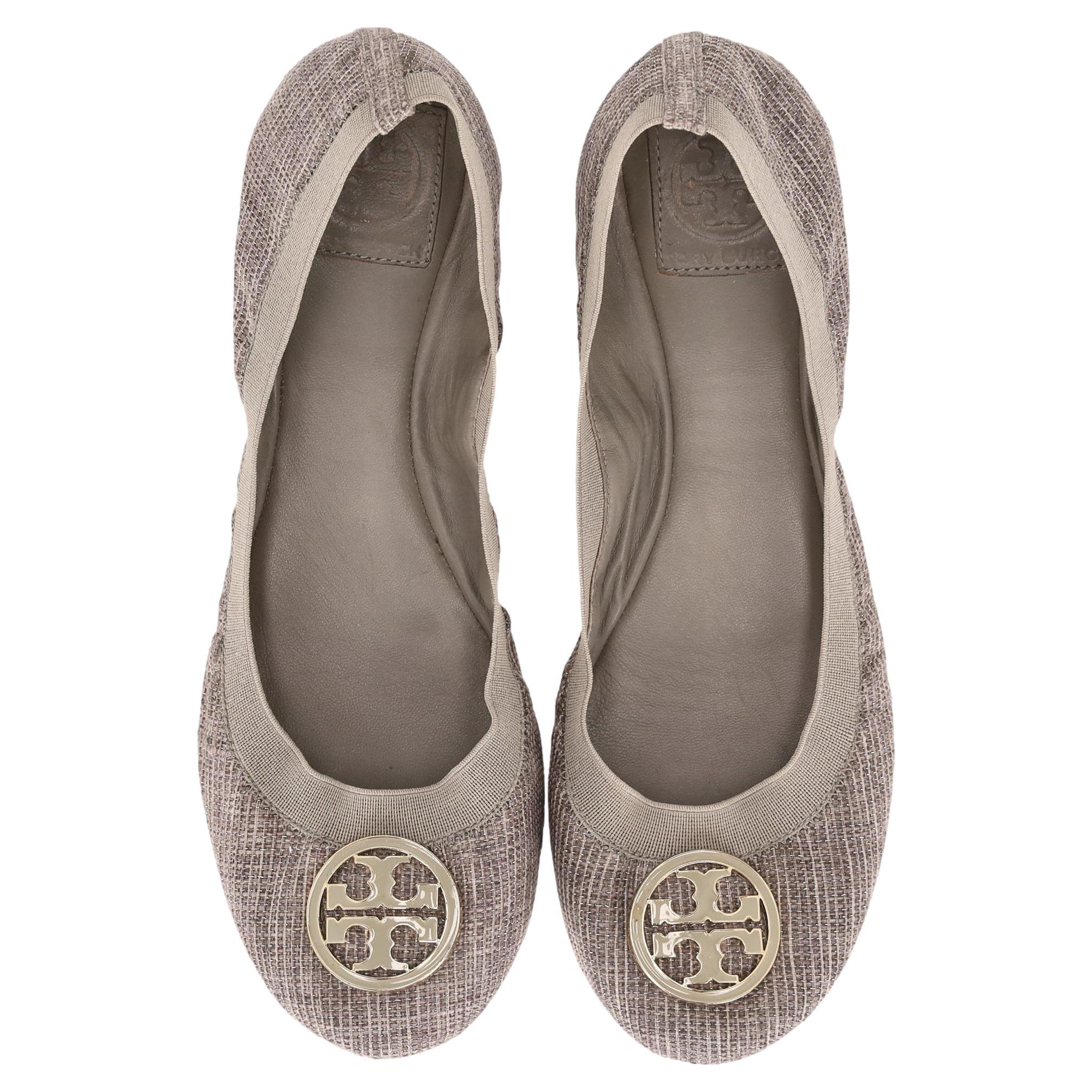 Tory Burch 
Caroline
 Ballettschuhe mit Logo-Schnalle