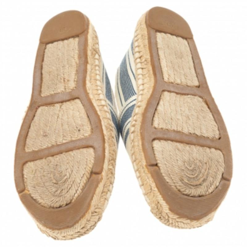 Tory Burch Espadrilles à rayures crème/bleu, taille 36,5 Bon état à Dubai, Al Qouz 2