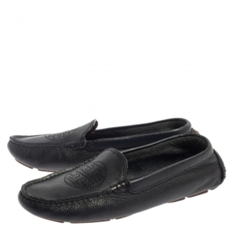 Women's Tory Burch Dark Blue Leather Slip On Loafers Size 37.5 For Sale
