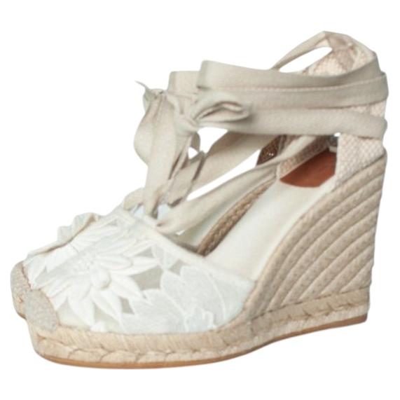 Tory Burch, geblümte Espadrille mit Keilabsatz