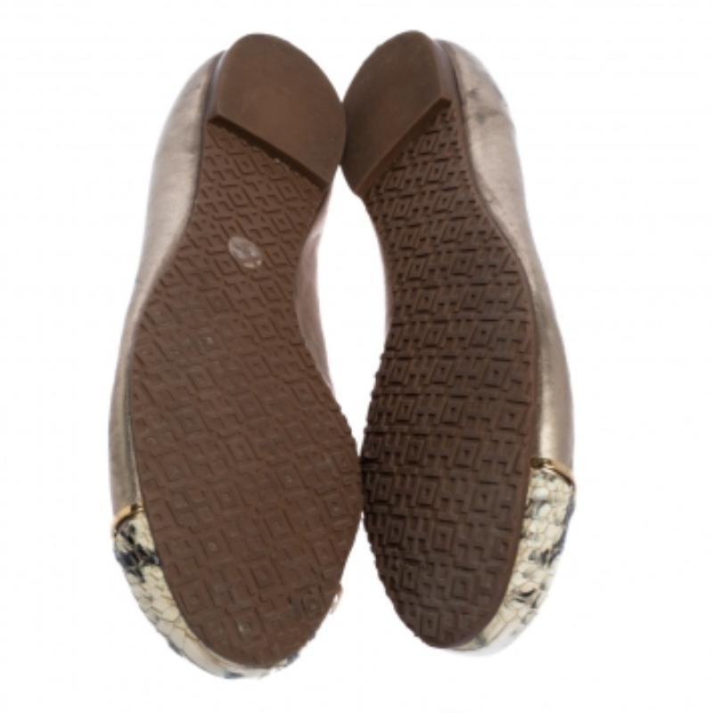 Tory Burch Gold Leather And Snake Print Cap Toe Bar Logo Ballet Flats Size 37 For Sale 1