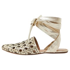 Tory Burch Sandalias planas Basketweave de piel dorada talla 39.5