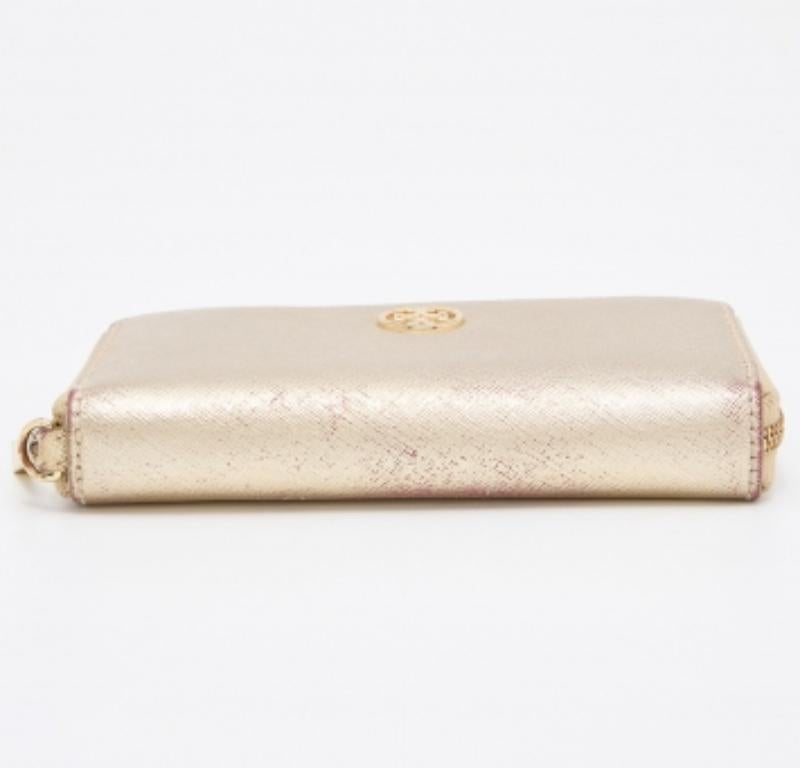 Tory Burch Gold Leder Zip um Wristlet Brieftasche im Angebot 3