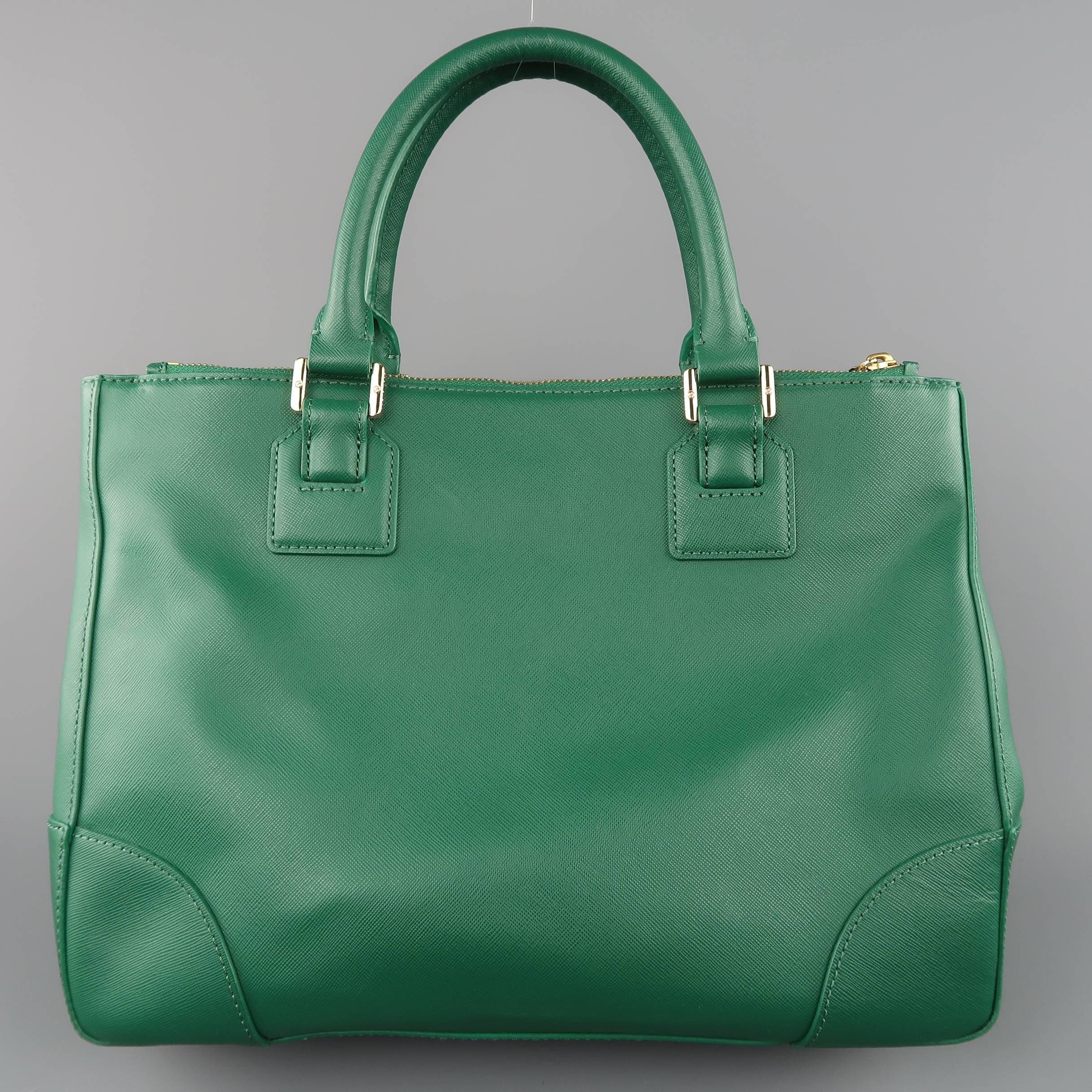 TORY BURCH Green Leather ROBINSON Tote Handbag In Good Condition In San Francisco, CA