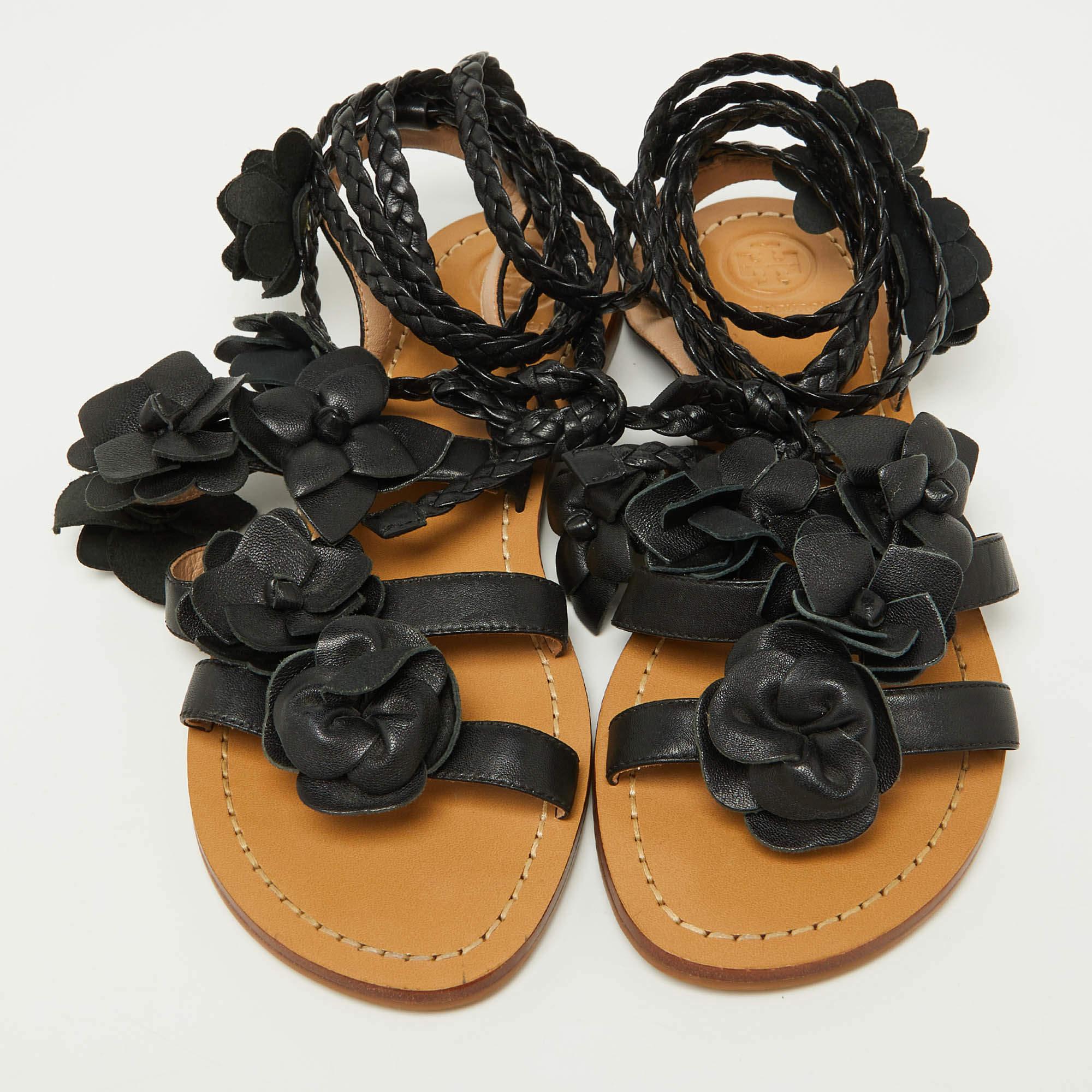 Black Tory Burch Leather Blossom Floral Embellished Flat Gladiator Sandals Size 37 For Sale