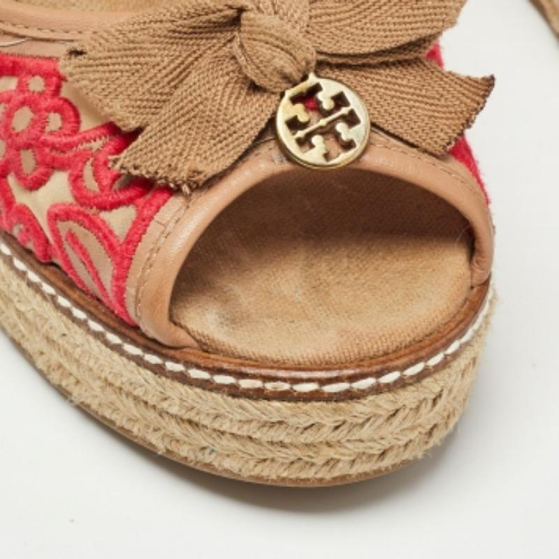 Tory Burch - Espadrille à talons compensés Jackie en cuir et tissu brodé - Taille 37,5 Pour femmes en vente