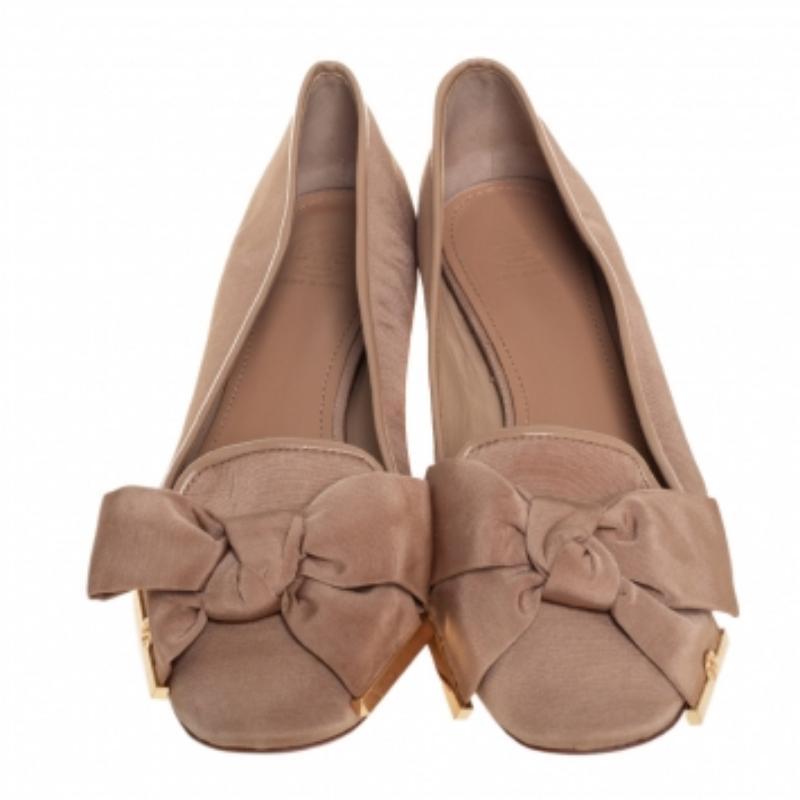 Tory Burch Metallic Beige Fabric Bow Ballet Flats Size 40 For Sale 1