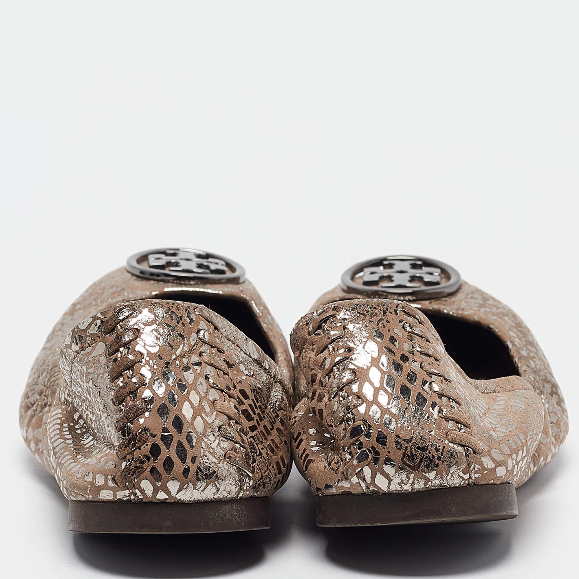 Tory Burch Metallic Brown Textured Suede Heidi Scrunch Ballet Flats Size 36 Pour femmes en vente