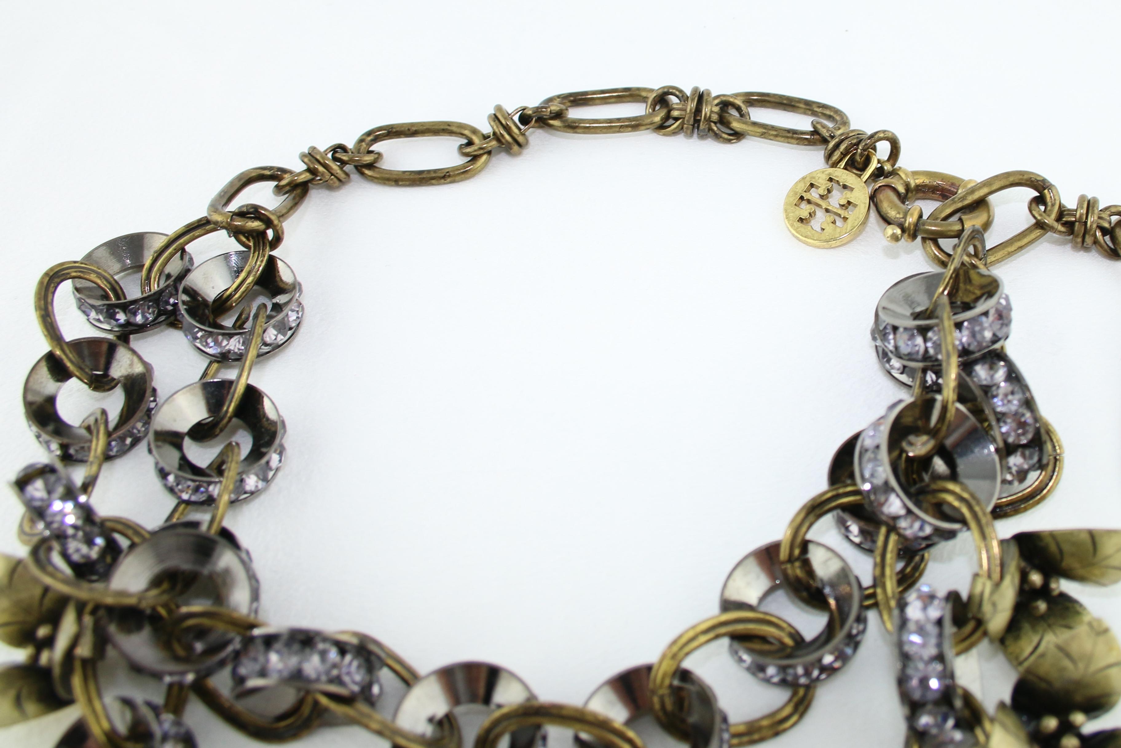 Tory Burch Collar metálico con doble cadena de diamantes en forma de lágrima en Nuevo estado para la venta en New York, NY