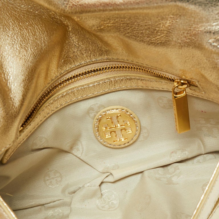 Tory Burch Metallic Gold Leather Reva Logo Crossbody Bag at 1stDibs