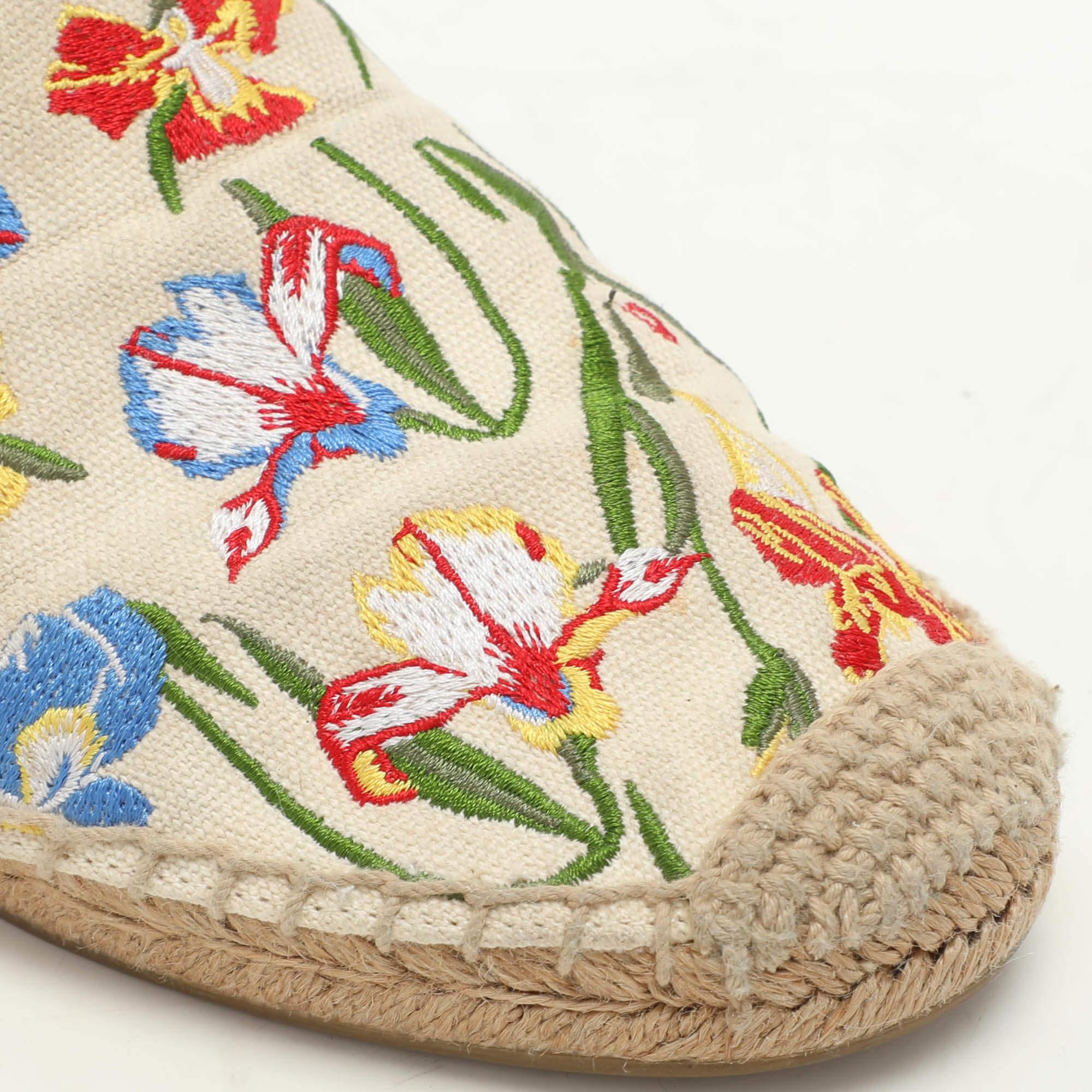 Tory Burch Mules espadrilles brodées de fleurs multicolores, taille 37,5 en vente 2