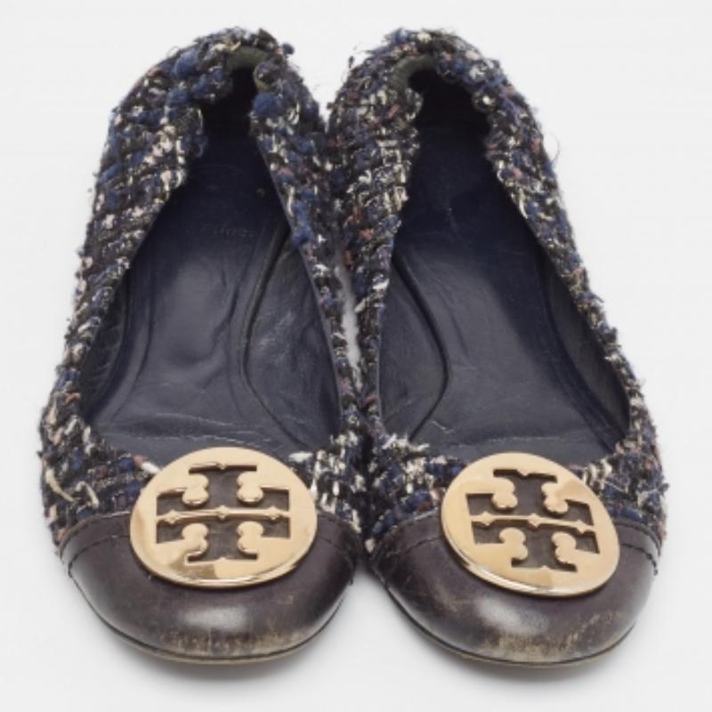 De las mujeres Tory Burch Bailarinas con puntera de punta de cuero y tweed azul marino talla 37.5 en venta