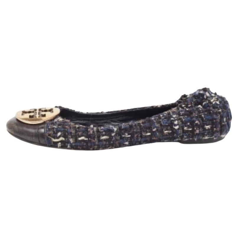 Tory Burch Bailarinas con puntera de punta de cuero y tweed azul marino talla 37.5 en venta