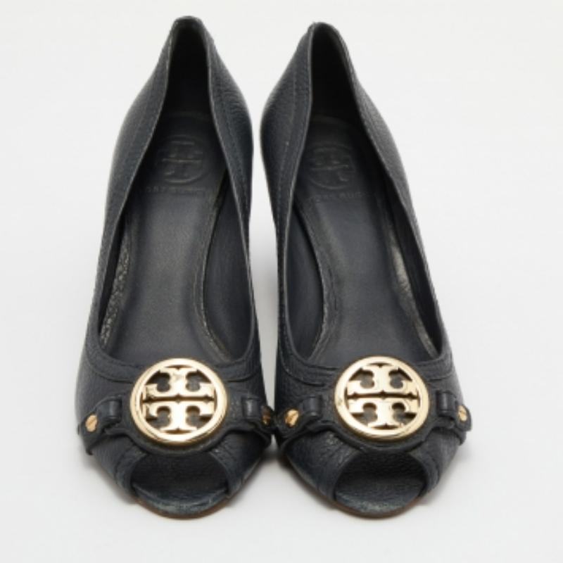 Noir Tory Burch escarpins Leticia à bout ouvert en cuir bleu marine taille 37,5 en vente