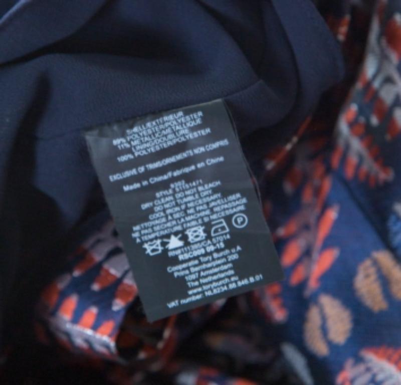Tory Burch Marineblaues trägerloses Kleid aus Lurex mit Fern-Muster und plissiertem Mieder S (Schwarz) im Angebot