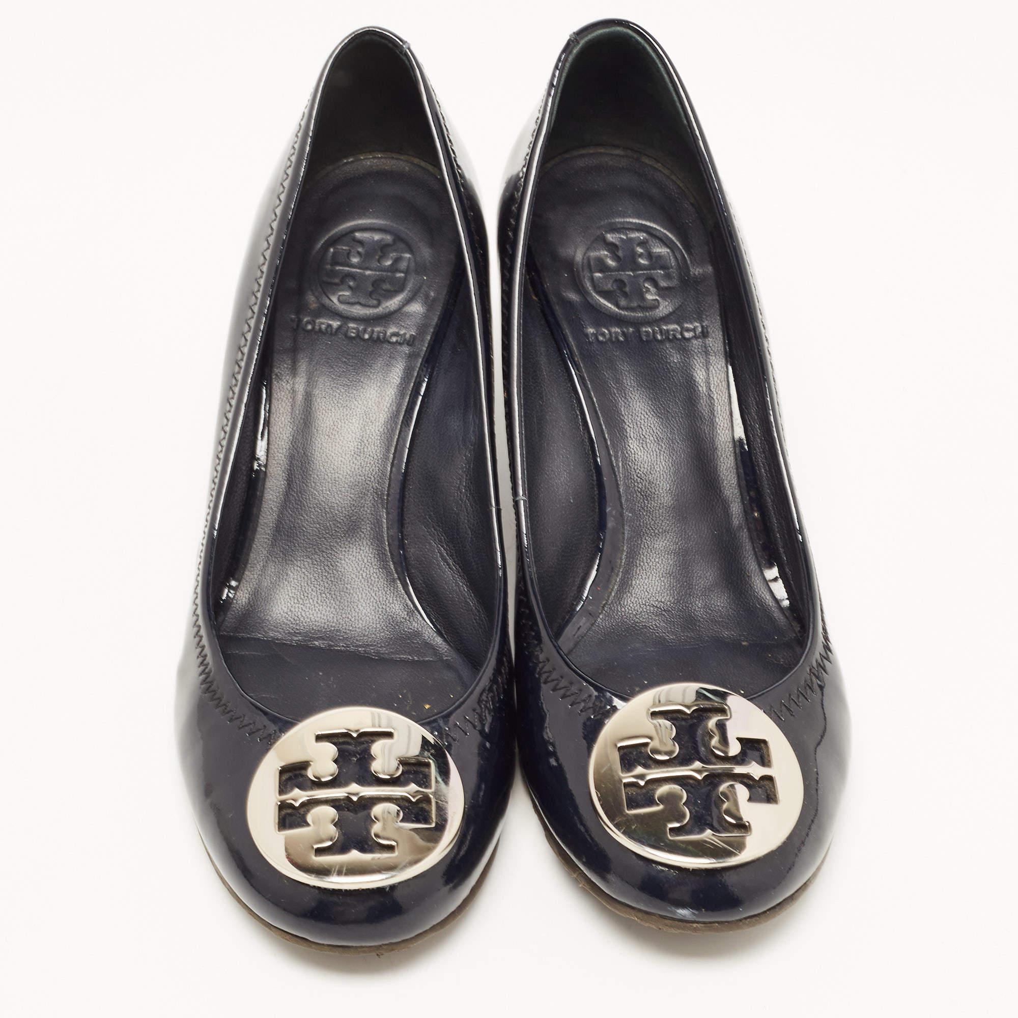 Black Tory Burch Navy Blue Patent Leather Wedge Pumps Size 36.5 For Sale