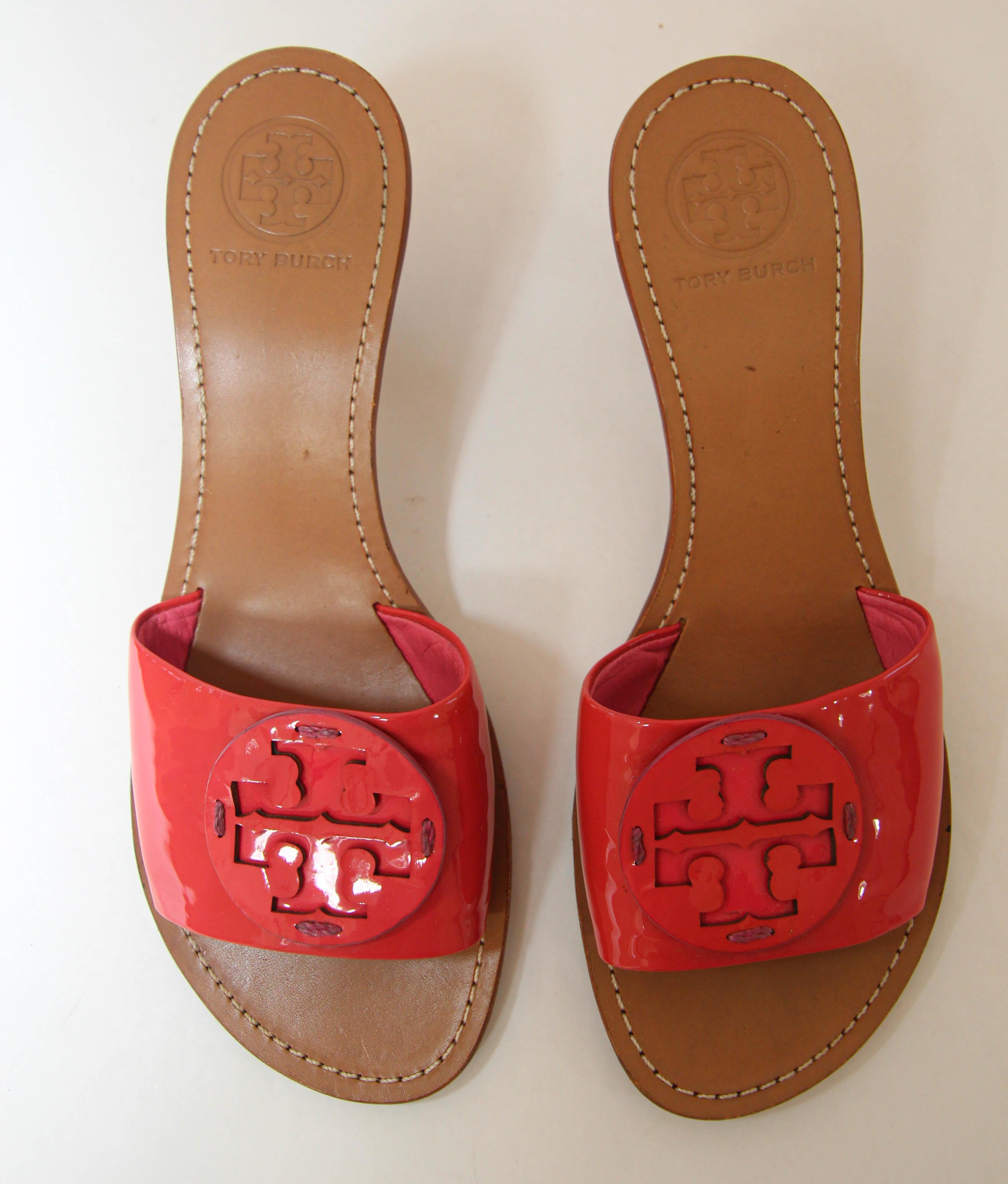 Tory Burch Patent Leather Pink Sandals size 8 M In Good Condition For Sale In North Hollywood, CA