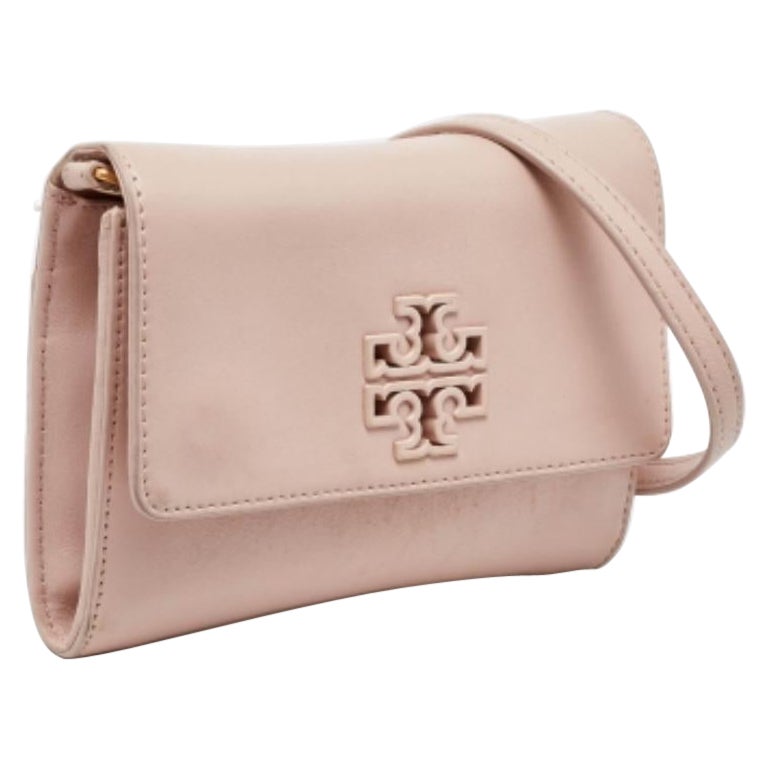 Tory Burch Rosa Leder Britten Umhängetasche mit Klappe im Angebot