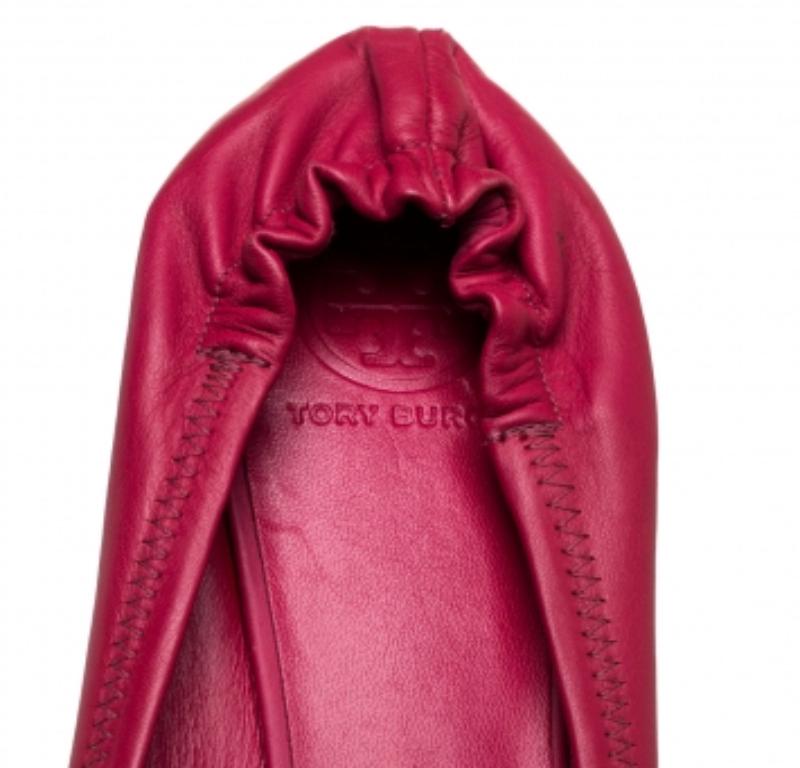 Tory Burch Pink Leather Scrunch Ballet Flats Size 40.5 For Sale 1