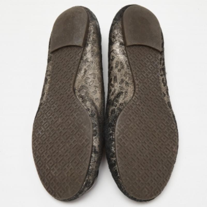 Tory Burch imprimé Luisa Micro Ballet Flats Taille 40 en vente 2