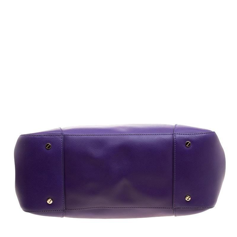 Tory Burch Purple Leather Robinson Tote In Excellent Condition In Dubai, Al Qouz 2