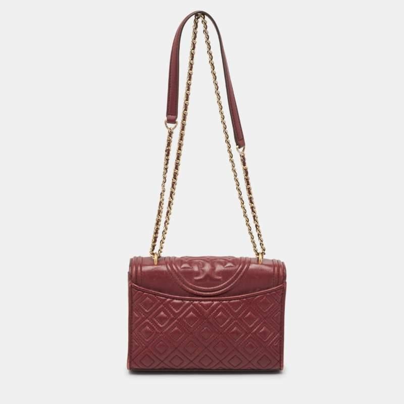 Tory Burch Red Leather Small Fleming Shoulder Bag In Fair Condition For Sale In Dubai, Al Qouz 2