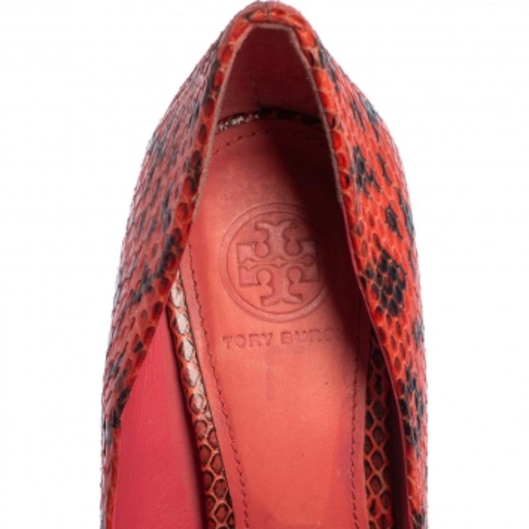 Tory Burch Red Snakeskin Peep Toe Pumps Size 36 For Sale 2