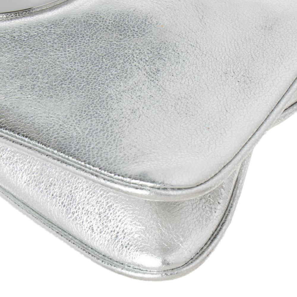 Tory Burch Silver Leather Reva Clutch Bag For Sale 2