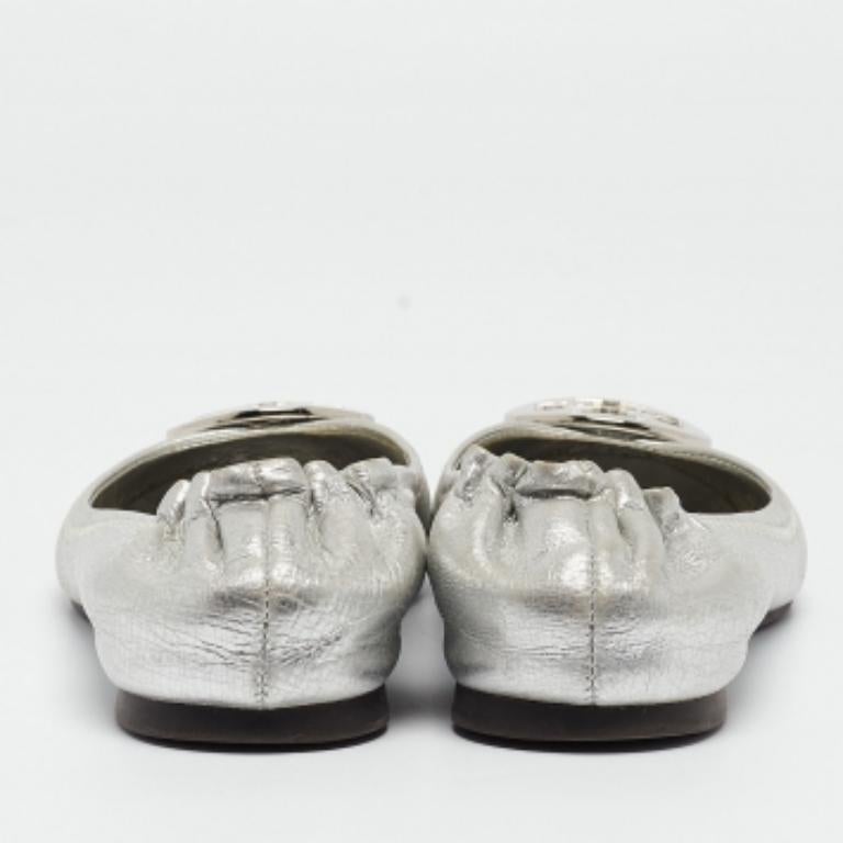 Ballerines Reva en cuir Silver de Tory Burch Taille 37 en vente 1