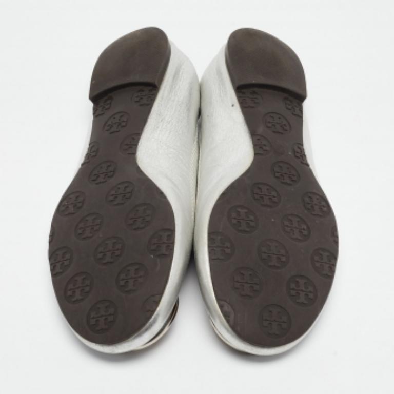 Ballerines Reva en cuir Silver de Tory Burch Taille 37 en vente 2