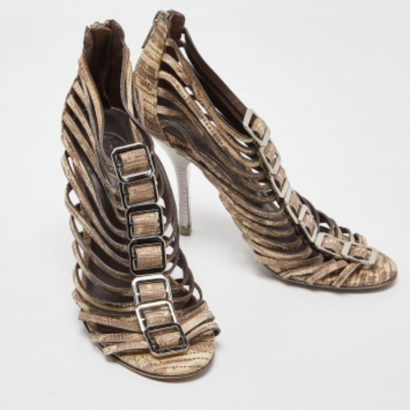 Tory Burch - Sandales à boucles en cuir nubuck gaufré Taille 37 en vente 1