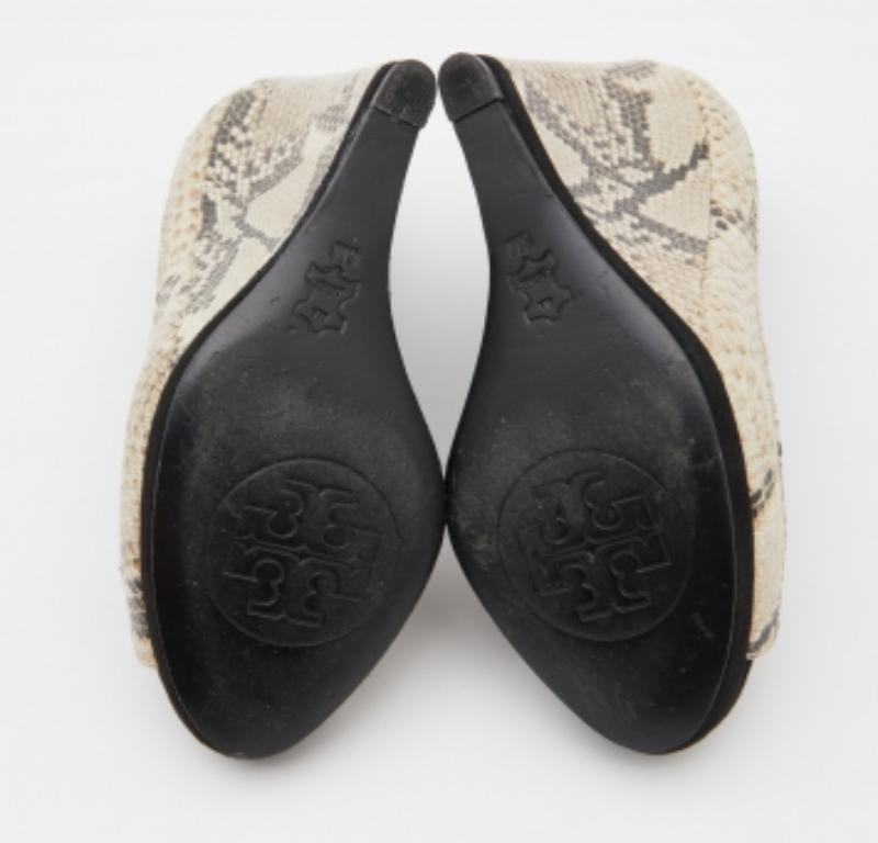 Brown Tory Burch Suede & Python Embossed Leather Sandra Wedge Peep Toe Pumps Size 36.5 For Sale