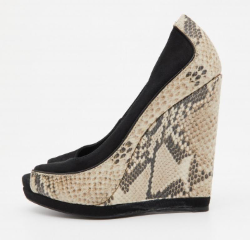 Tory Burch Suede & Python Embossed Leather Sandra Wedge Peep Toe Pumps Size 36.5 For Sale 3