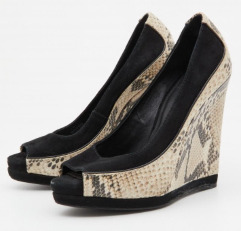 Tory Burch Suede & Python Embossed Leather Sandra Wedge Peep Toe Pumps Size 36.5 For Sale 4