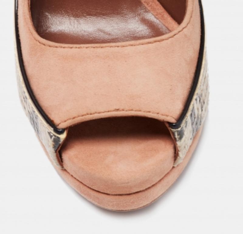 Brown Tory Burch Suede & Python Embossed Leather Sandra Wedge Platform Pumps Size 35 For Sale