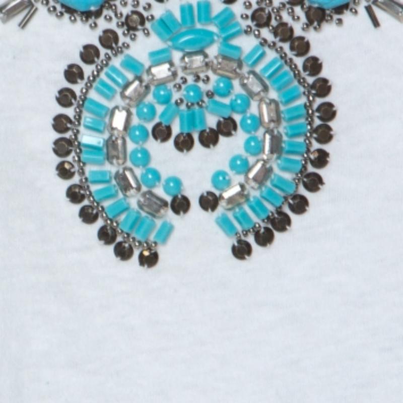 Tory Burch White Cotton Turquoise Bead Embellished T Shirt XL In condizioni buone in vendita a Dubai, Al Qouz 2